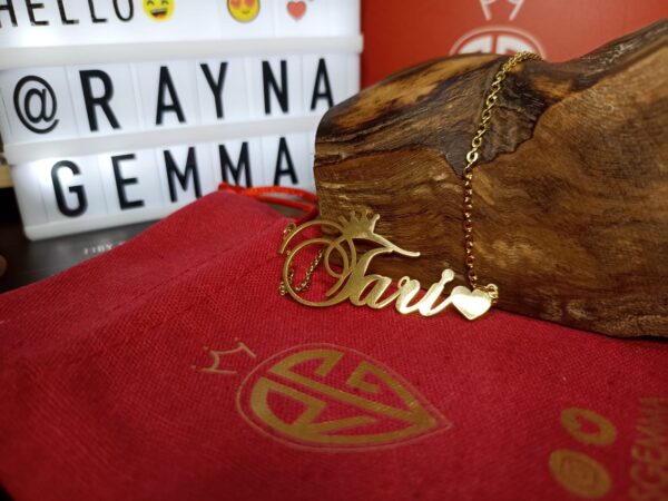 Personalized Gold Crown Name Necklace & Bracelet Set – “Tari”
